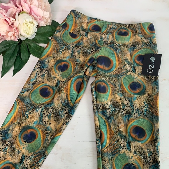 Onzie Pants - Onzie Flow Mid Rise Peacock Print Legging XS New